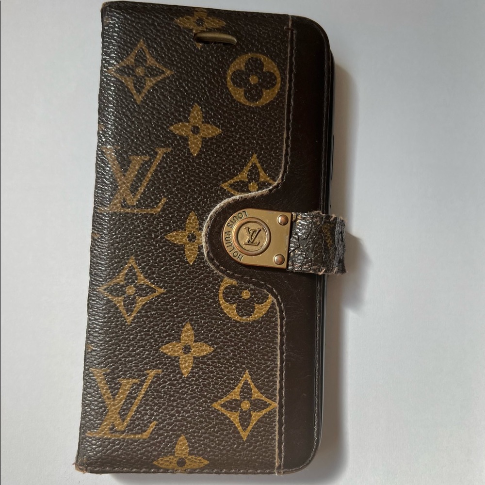 Authentic Louis Vuitton For  iPhone 11 Pro Max  Wallet Case
